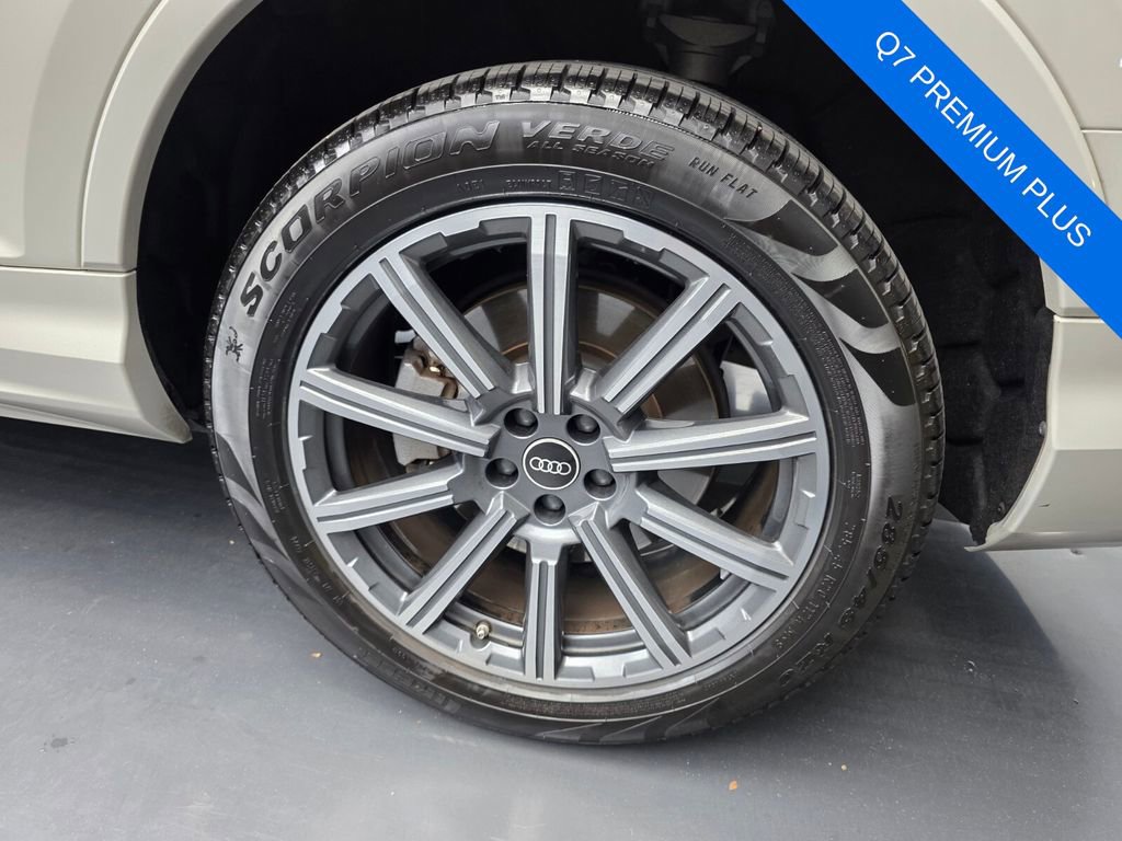 Used 2023 Audi Q7 2.0T Premium Plus w/ Premium Plus Package image 17