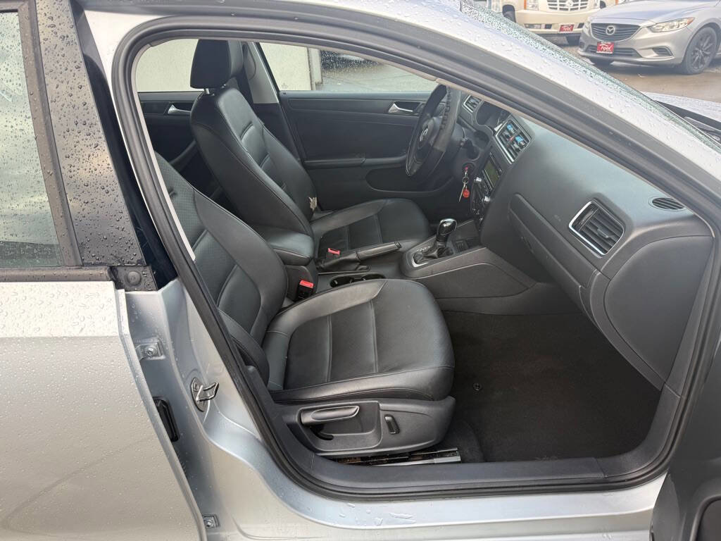 Used 2014 Volkswagen Jetta SE image 18
