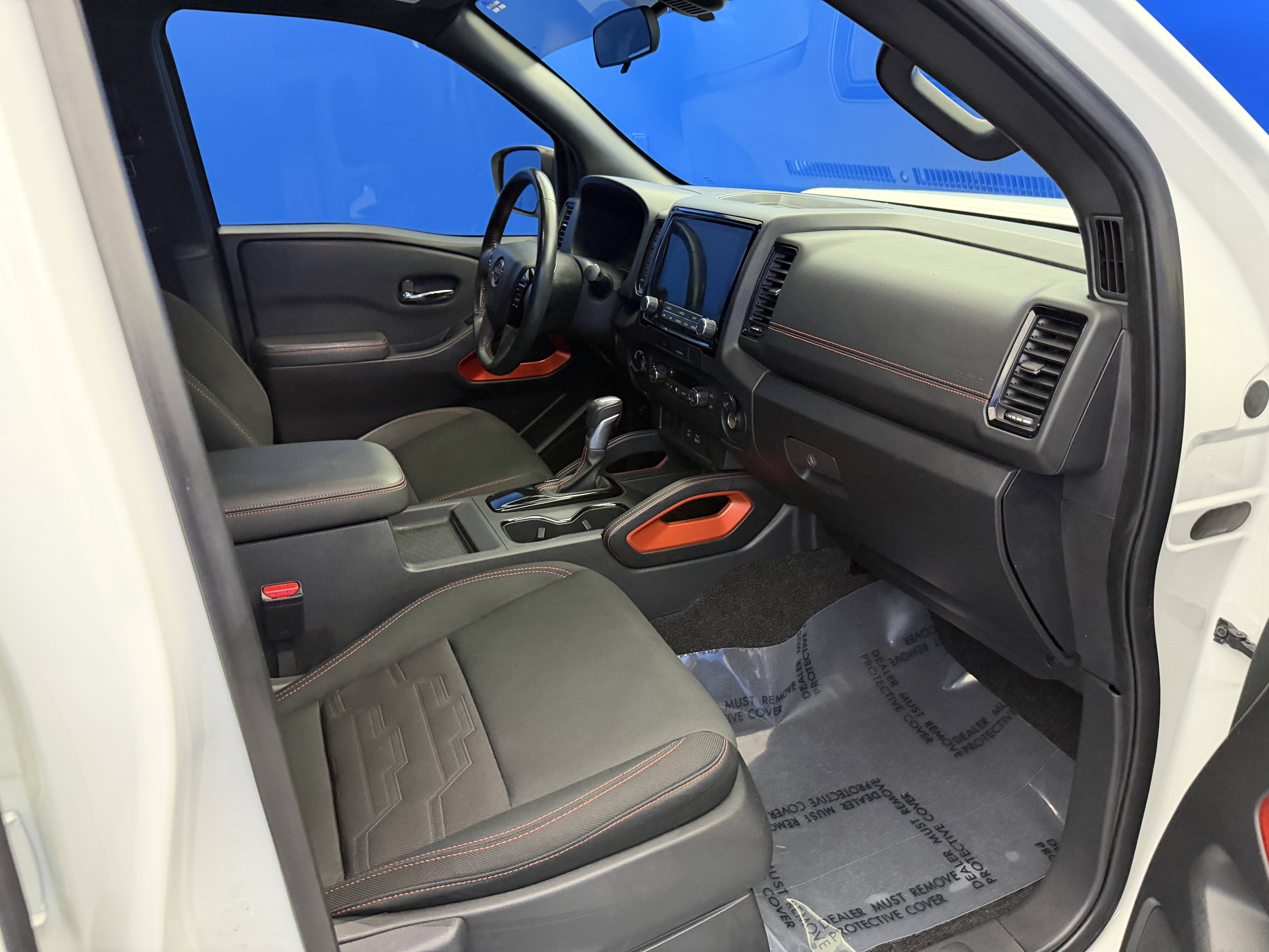 Used 2022 Nissan Frontier PRO-4X w/ Off-Road Protection Package AWD/4WD image 24