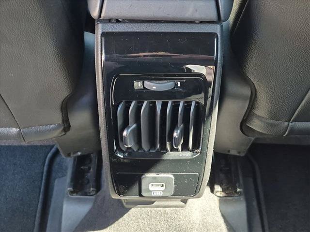 Used 2024 Jeep Compass Latitude AWD/4WD image 16