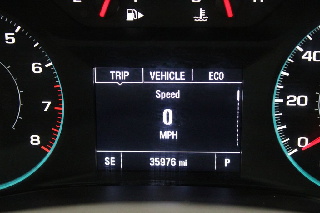 Used 2022 Chevrolet Malibu LT image 40