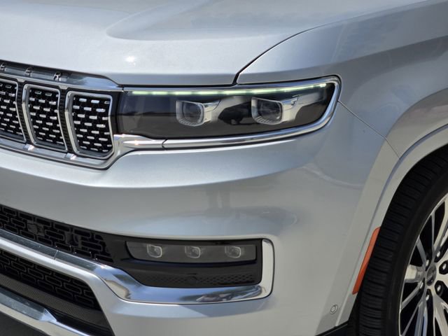 Used 2023 Jeep Grand Wagoneer Series III AWD/4WD image 9