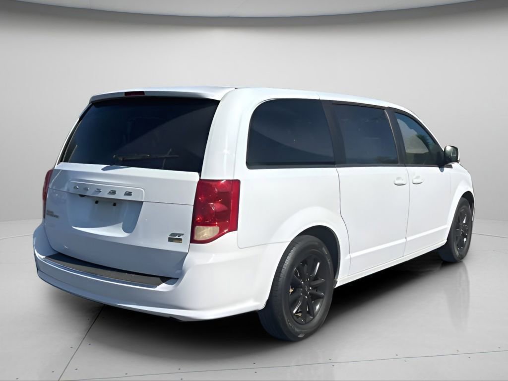 Used 2019 Dodge Grand Caravan GT FWD image 4