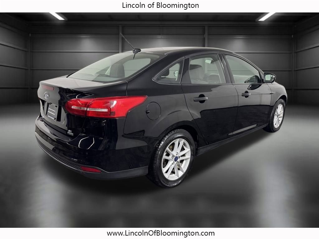 Used 2018 Ford Focus SE w/ Cold Weather Package image 6