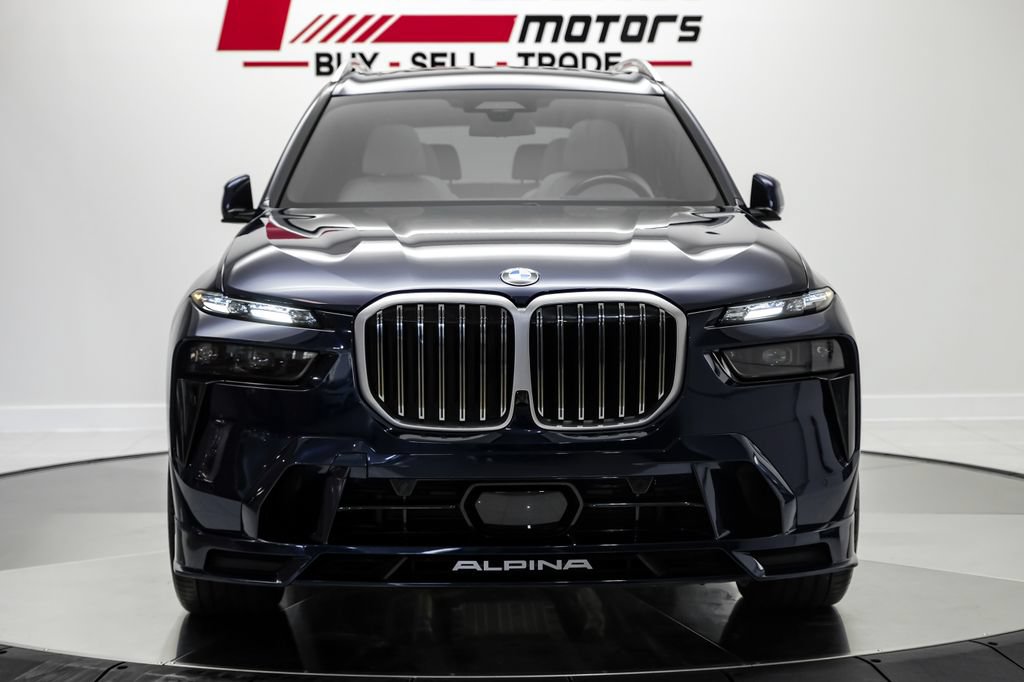 Used 2024 BMW ALPINA XB7 AWD/4WD image 2