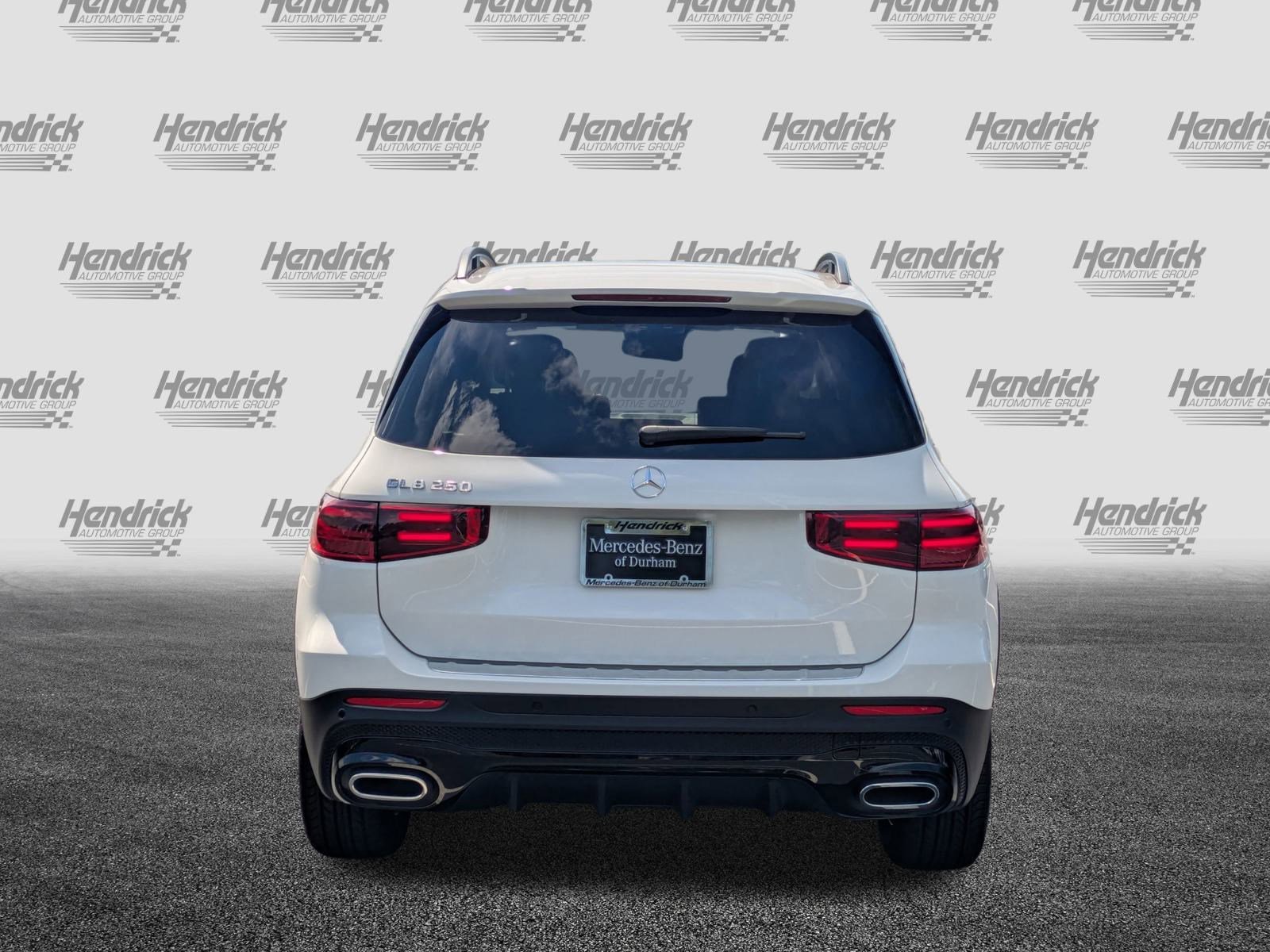 New 2026 Mercedes-Benz GLB 250 image 9