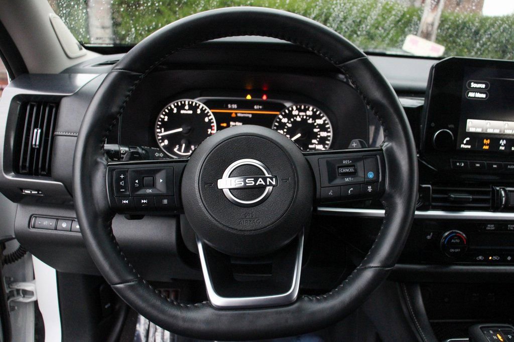 Used 2024 Nissan Pathfinder SL w/ SL Premium Package image 21