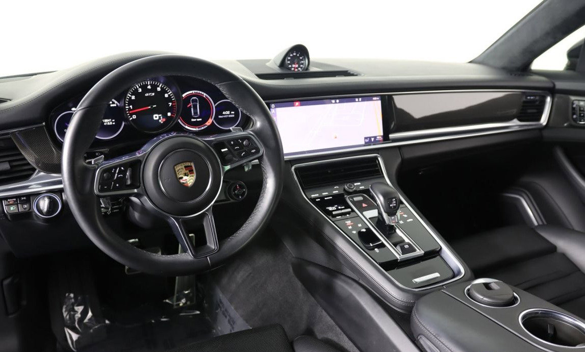 Used 2019 Porsche Panamera GTS AWD/4WD image 2