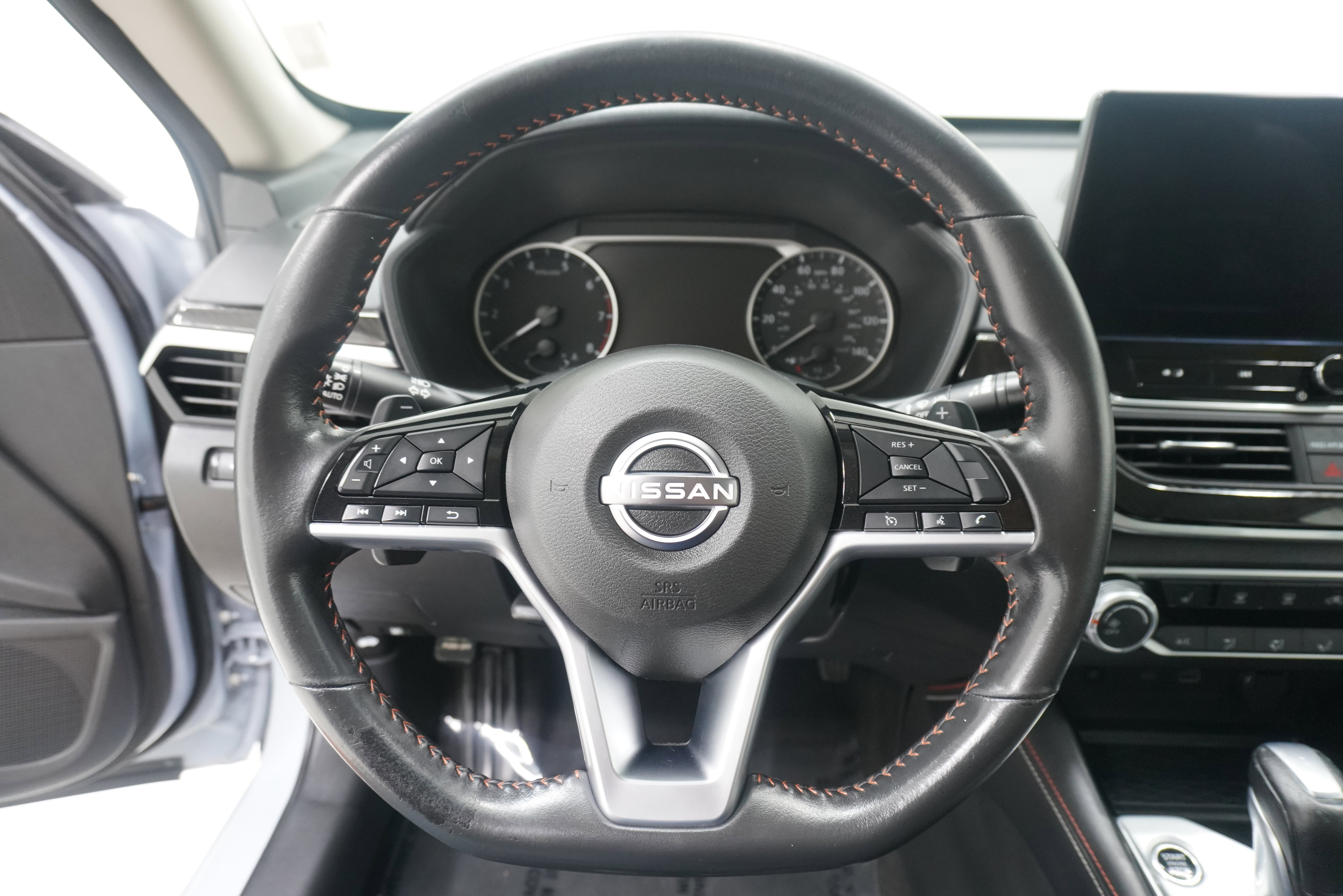 Used 2023 Nissan Altima 2.5 SR w/ SR Premium Package FWD image 16