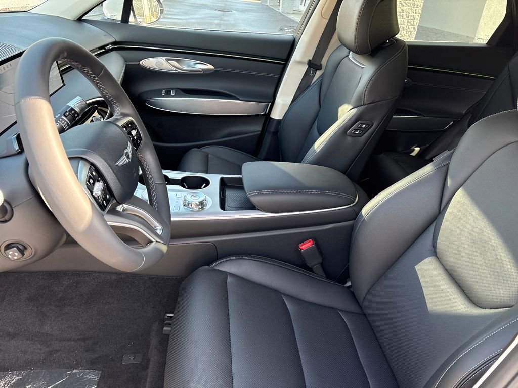 New 2026 Genesis GV70 2.5T Select image 9