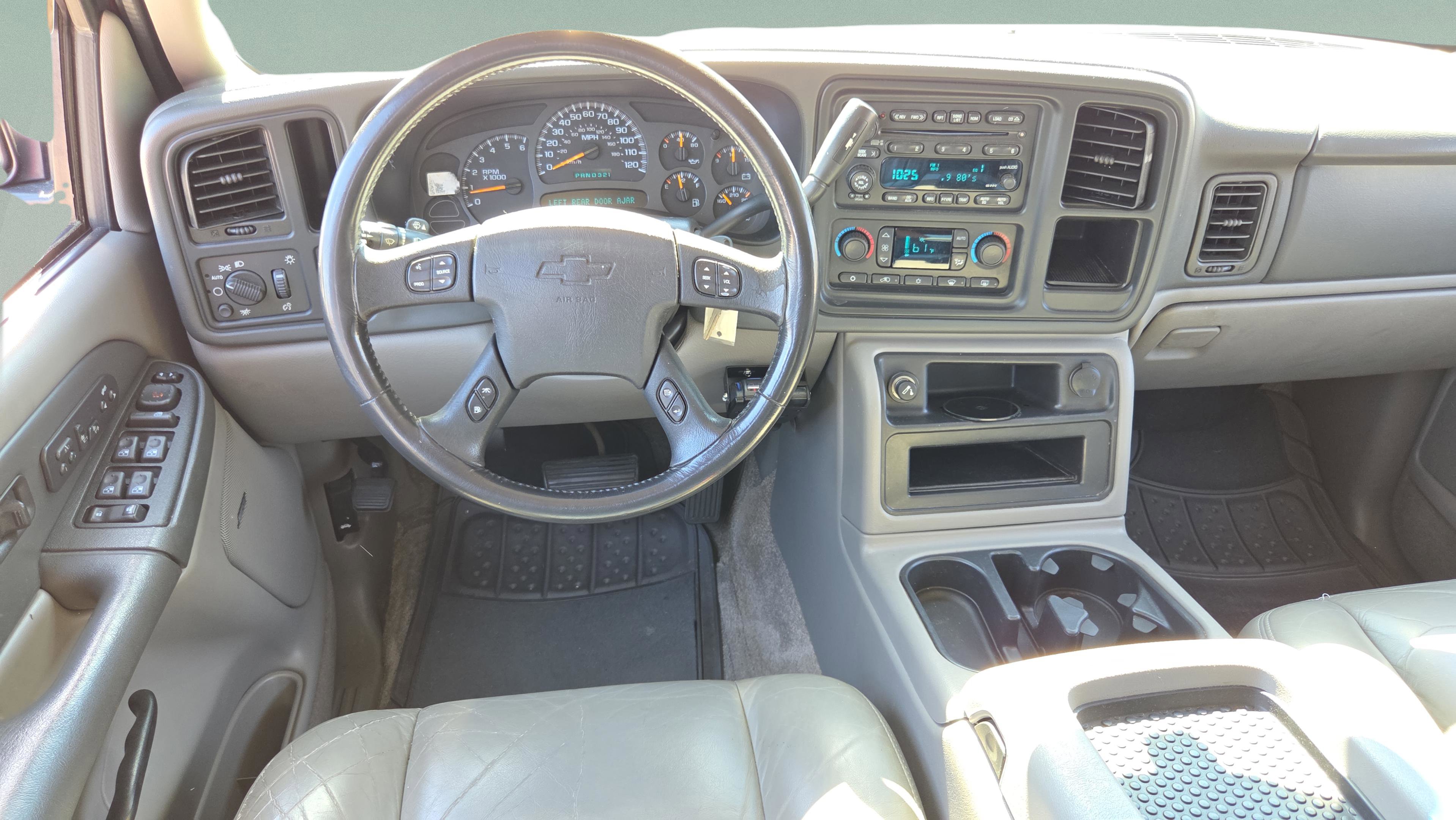 Used 2003 Chevrolet Tahoe LT RWD image 11