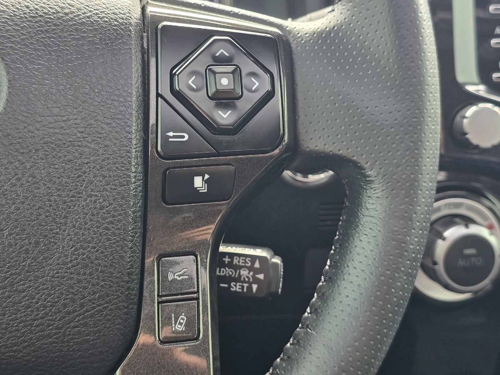 Used 2022 Toyota 4Runner TRD Pro AWD/4WD image 33