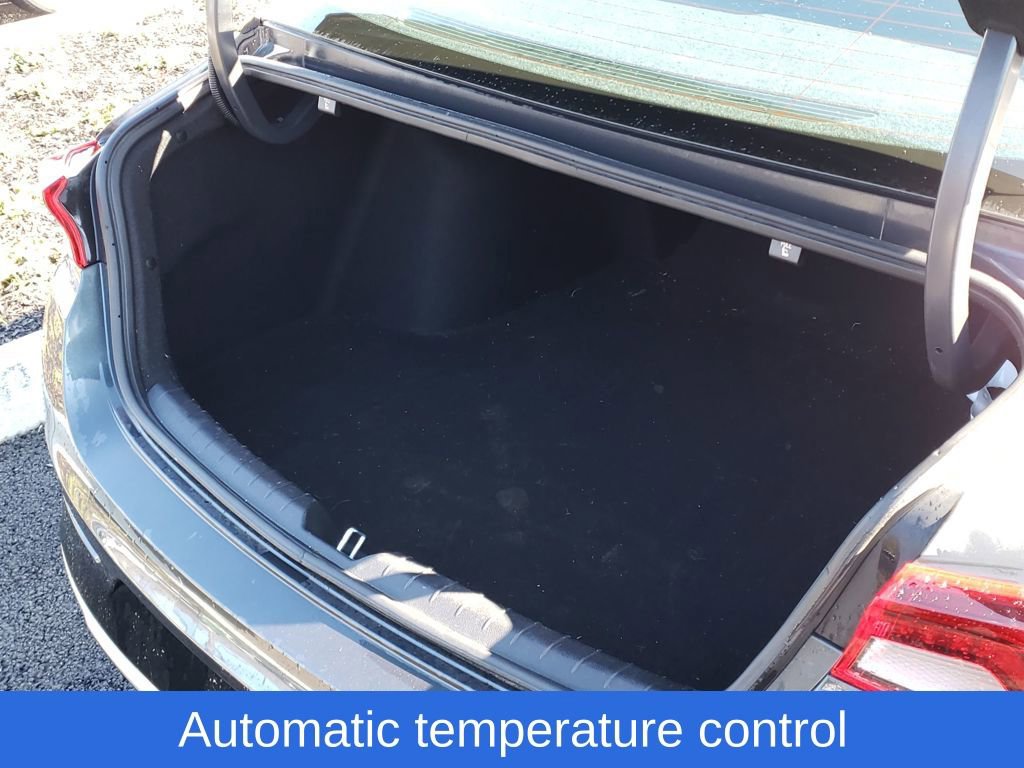 Used 2023 Kia K5 LXS image 8