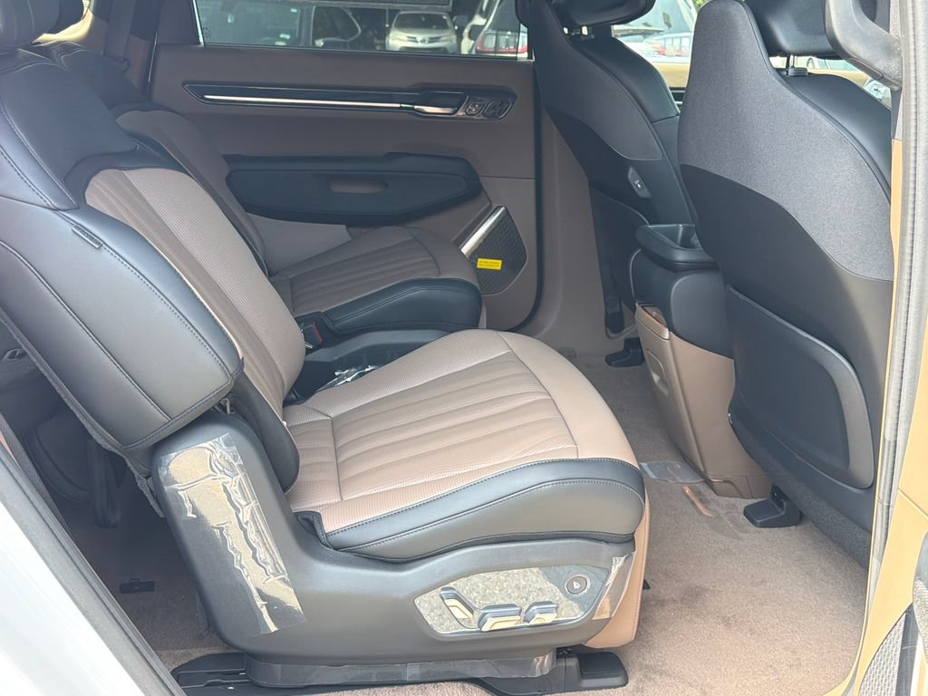 New 2026 Kia EV9 GT-Line AWD/4WD image 16