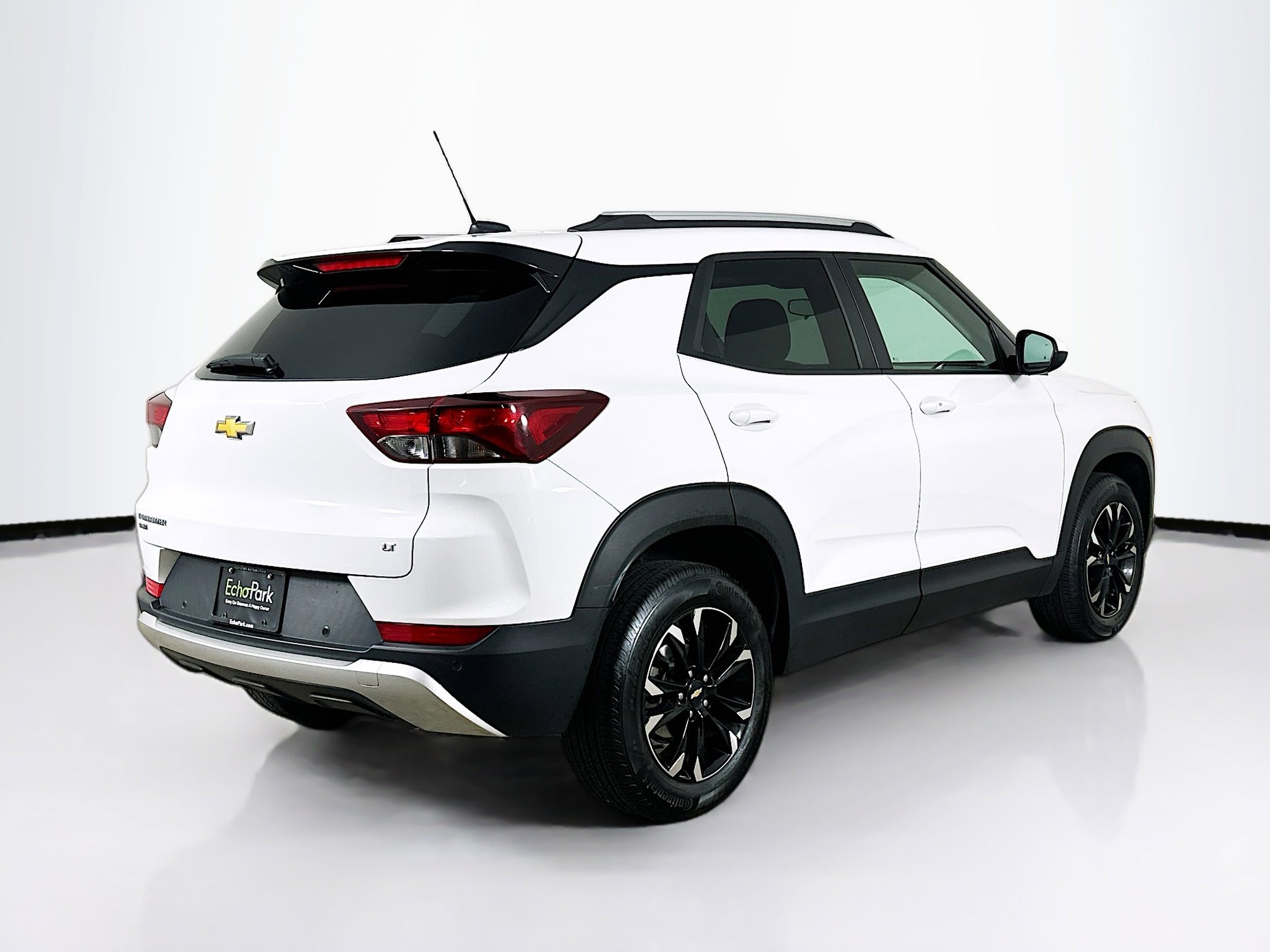 Used 2022 Chevrolet TrailBlazer LT w/ Driver Confidence Package image 9