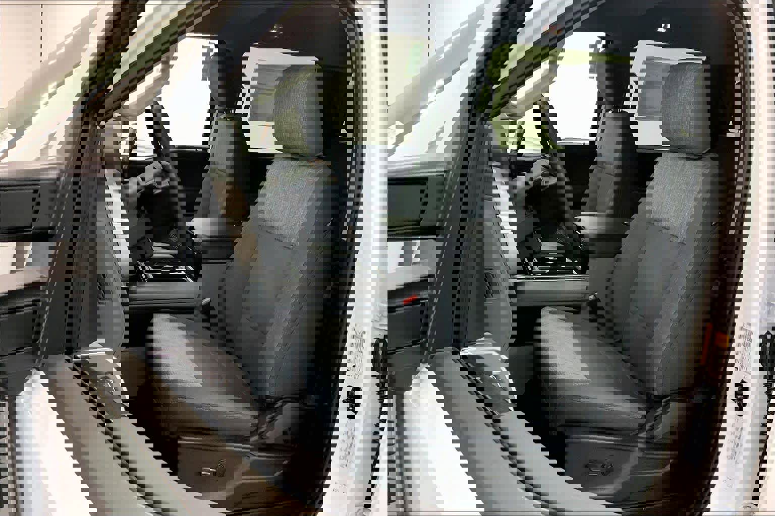 New 2026 Ford F250 XLT w/ XLT Premium Package image 8