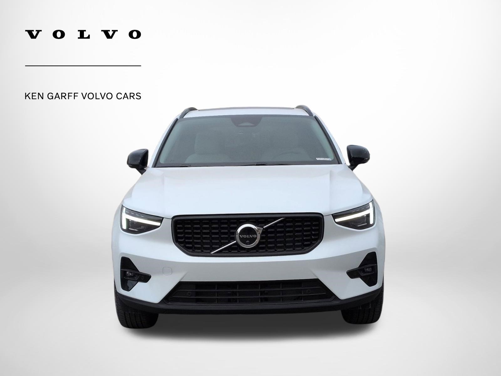 New 2026 Volvo XC40 B5 Plus w/ Protection Package Premier image 9