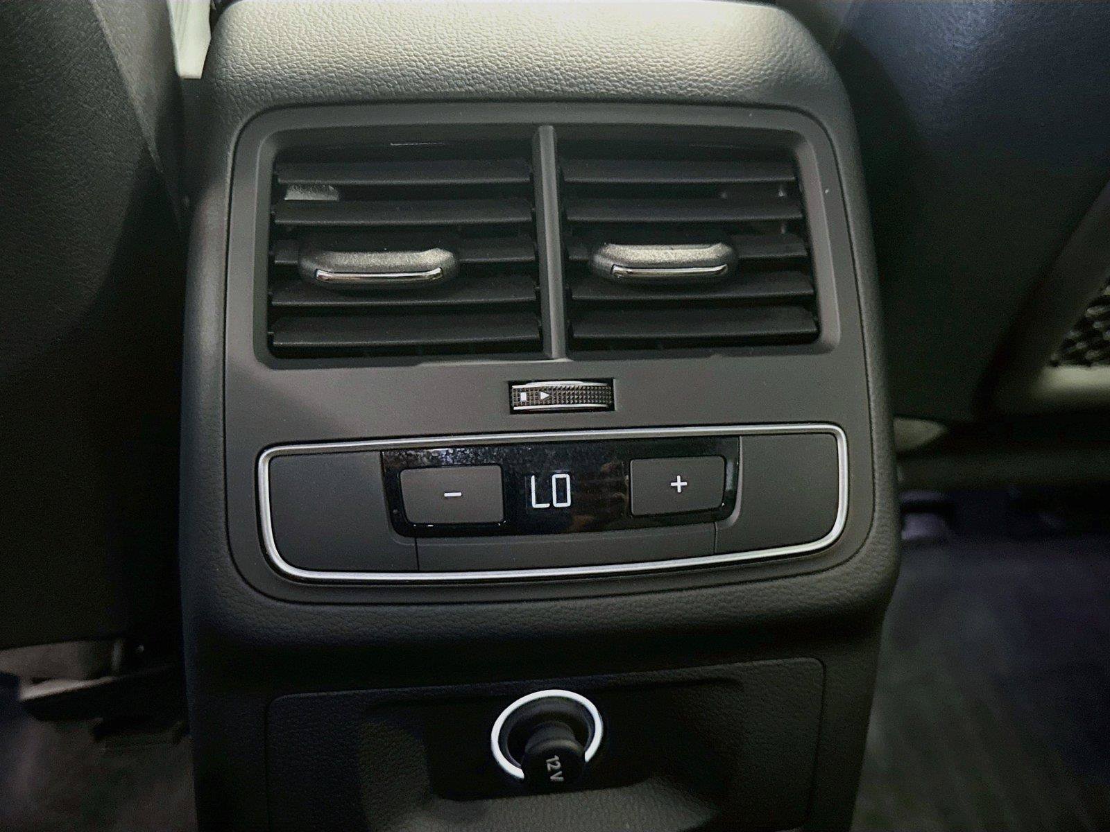 Used 2019 Audi A4 2.0T Premium FWD image 26