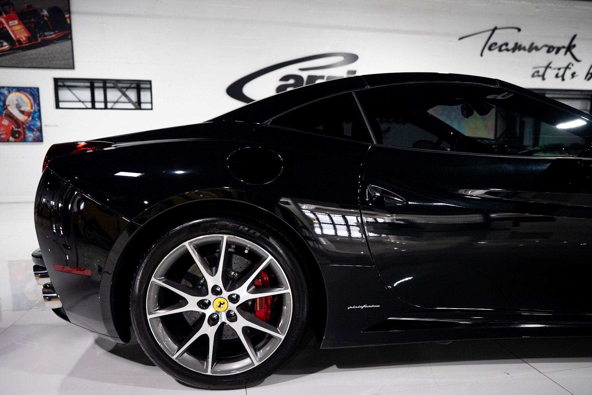 Used 2012 Ferrari California image 46