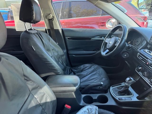 Certified 2021 Kia Seltos S image 10