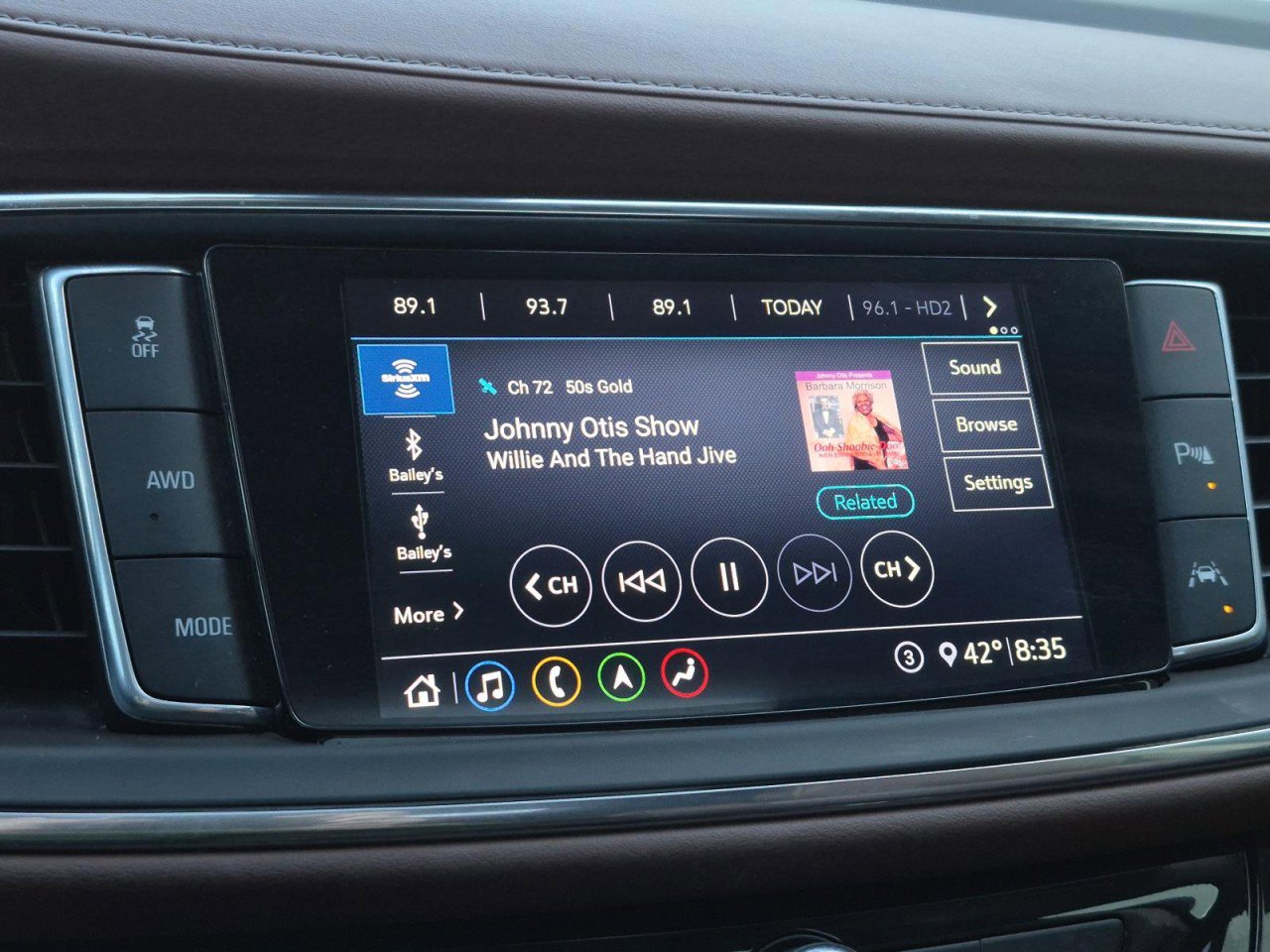 Certified 2021 Buick Enclave Avenir w/ Avenir Technology Package image 33