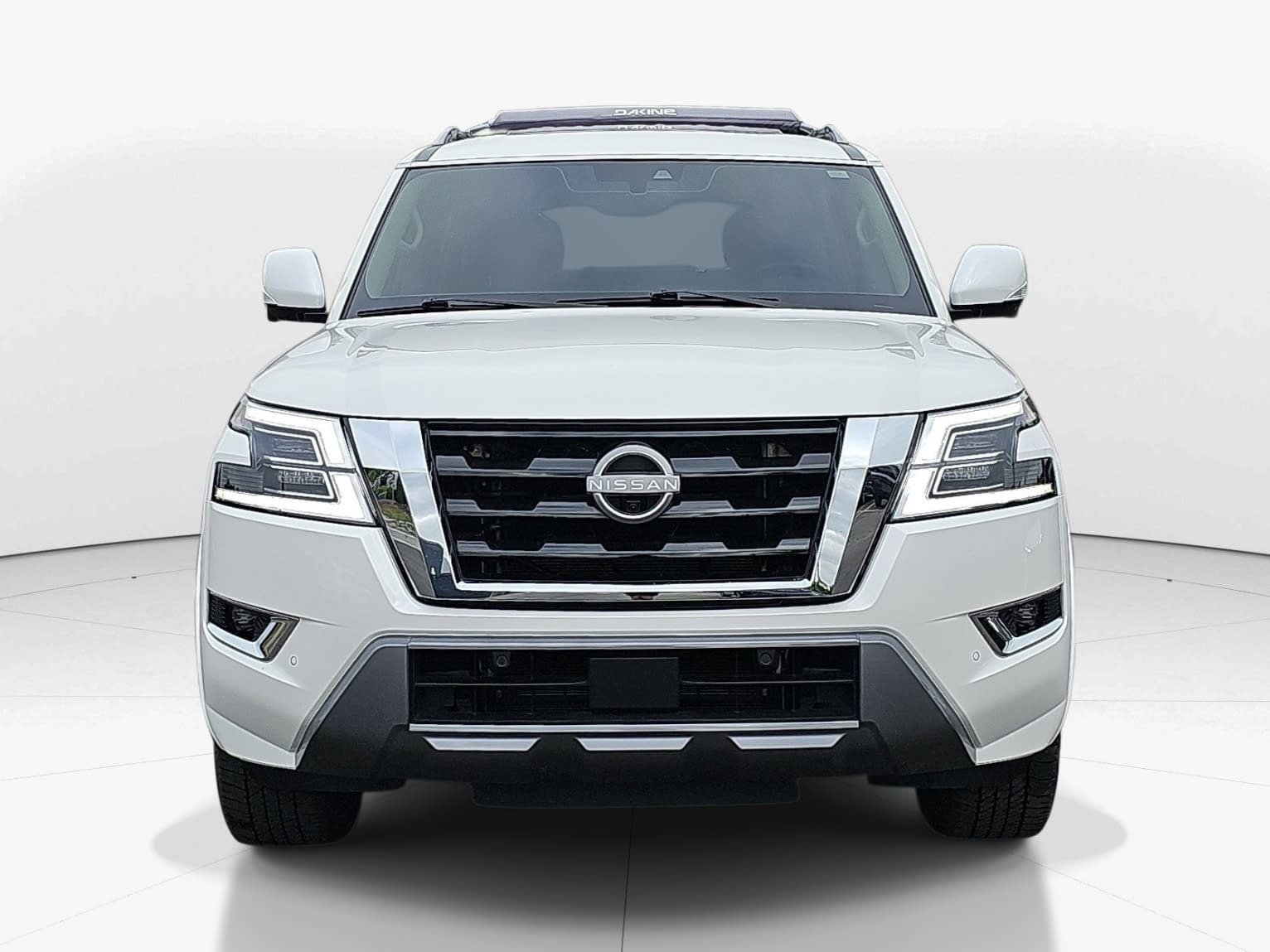 Used 2023 Nissan Armada SL w/ Captain's Chairs Package AWD/4WD image 9