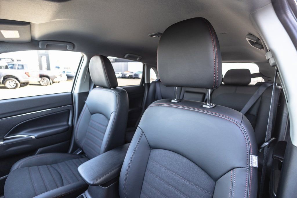 New 2026 Mitsubishi Outlander Sport SE AWD/4WD image 22