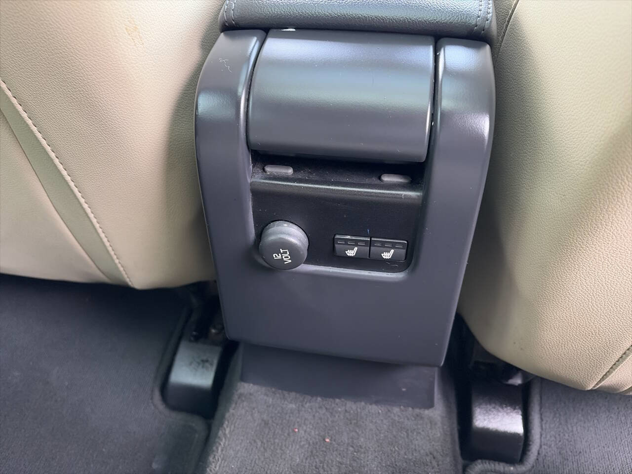 Used 2016 Volvo XC60 T5 Premier image 23