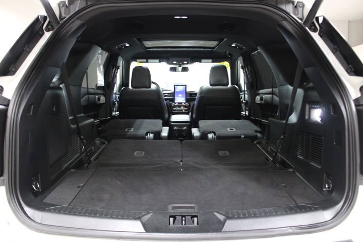 Used 2022 Ford Explorer ST w/ Equipment Group 401A image 15