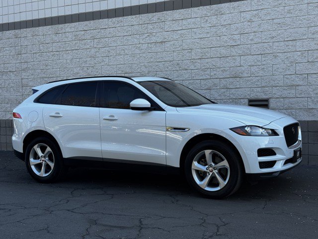 Used 2018 Jaguar F-PACE Premium AWD/4WD image 4