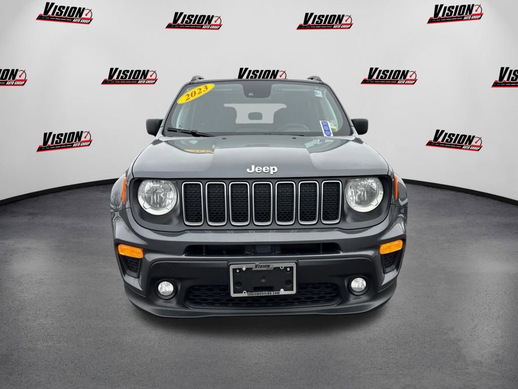 Used 2023 Jeep Renegade Latitude w/ Sun/Sound Group image 2