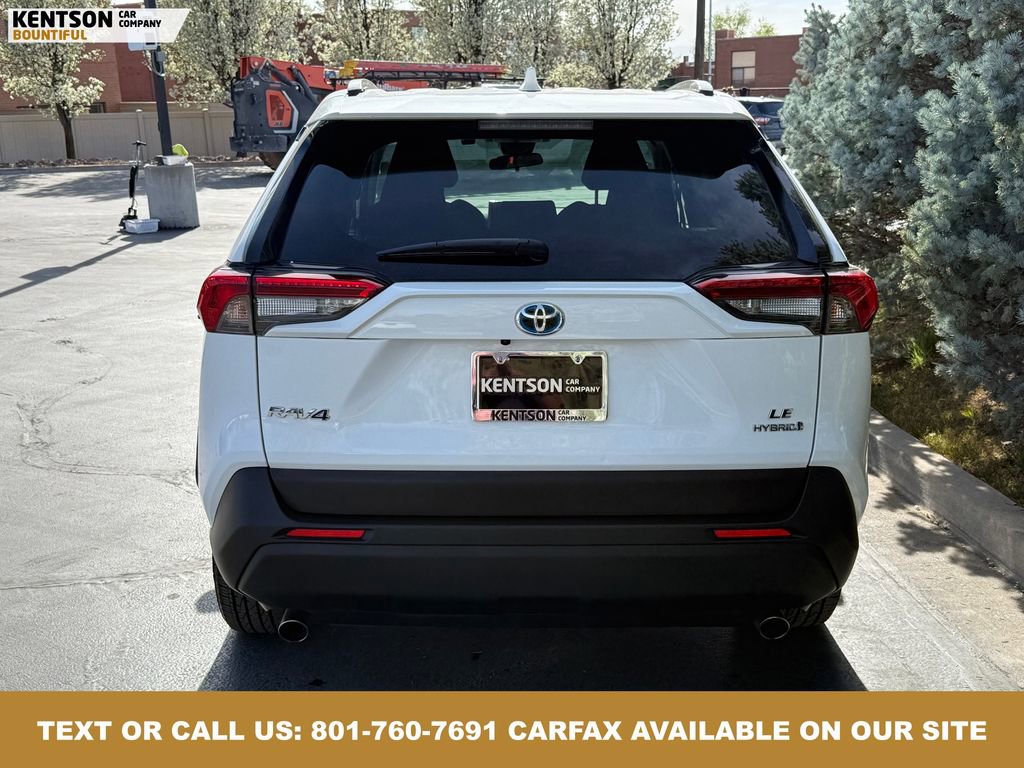 Used 2024 Toyota RAV4 LE image 7