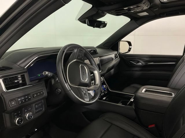 Used 2024 GMC Yukon Denali w/ Denali Reserve Package AWD/4WD image 19