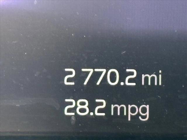 Used 2023 Volvo XC60 B5 Core w/ Protection Package image 7