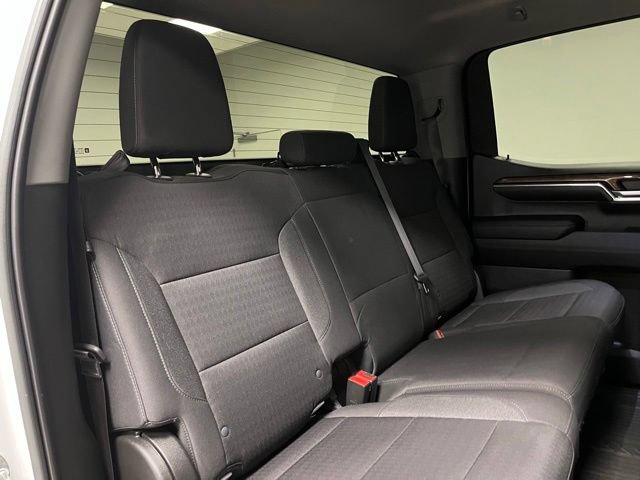 Used 2022 Chevrolet Silverado 1500 RST AWD/4WD image 91