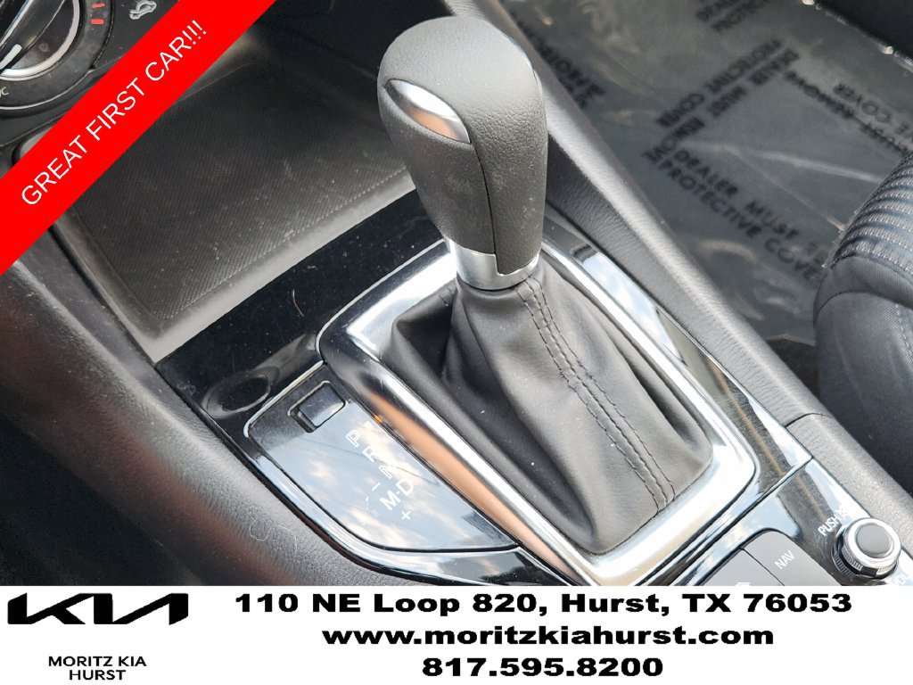 Used 2016 MAZDA MAZDA3 i Sport w/ Preferred Equipment Package FWD image 9