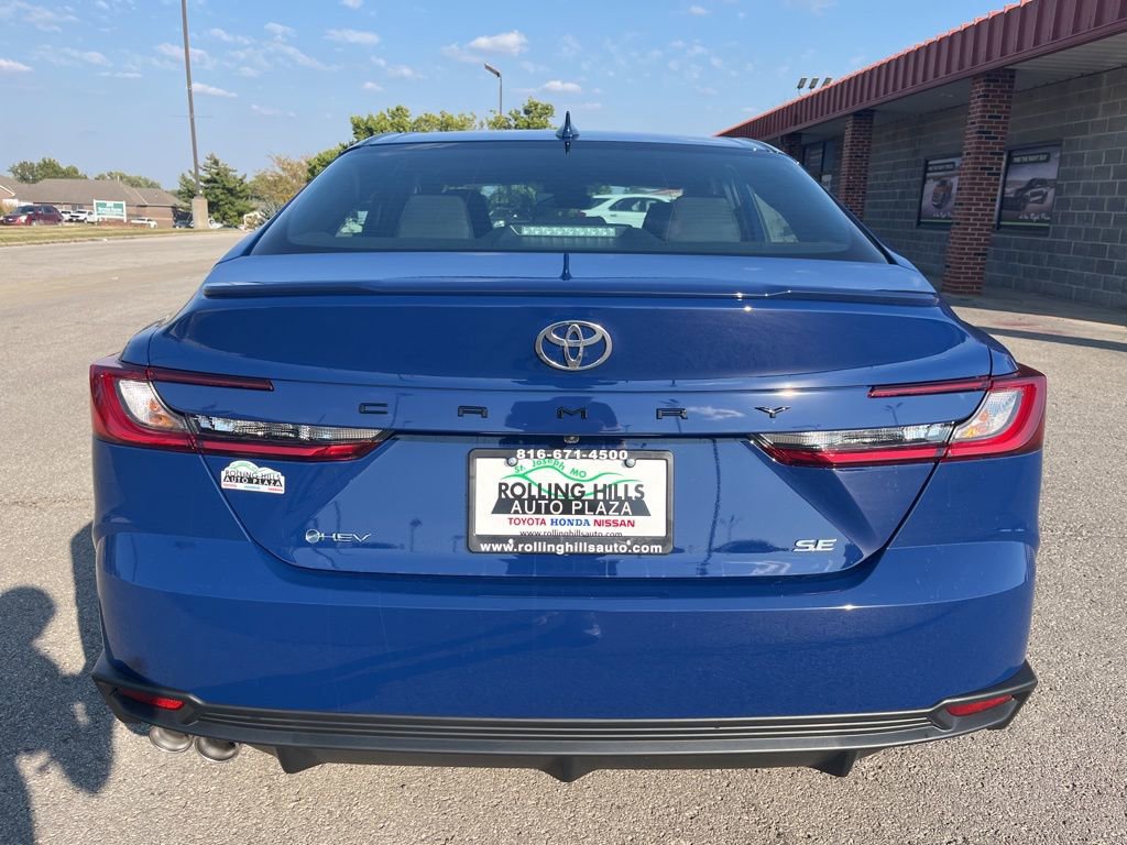 New 2026 Toyota Camry SE image 4