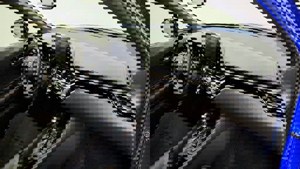 Used 2019 Toyota C-HR LE FWD image 22