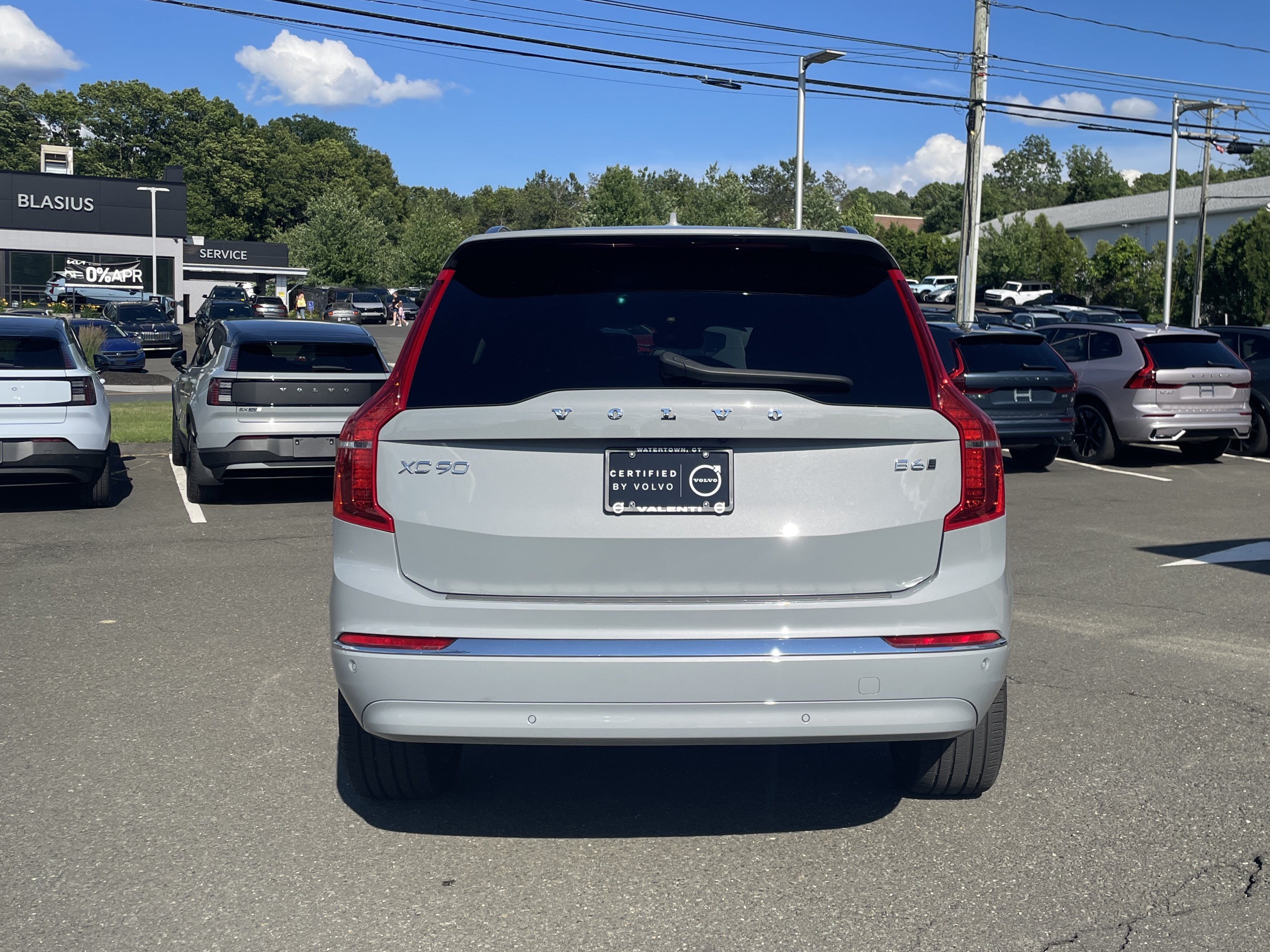Certified 2024 Volvo XC90 B6 Core w/ Protection Package Premier AWD/4WD image 5
