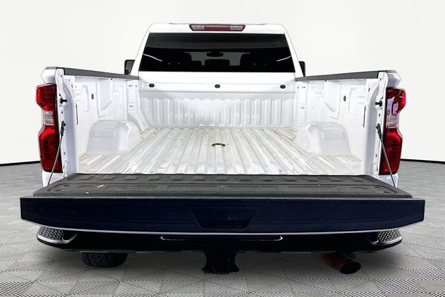 Used 2023 Chevrolet Silverado 2500 Custom w/ Custom Convenience Package AWD/4WD image 7