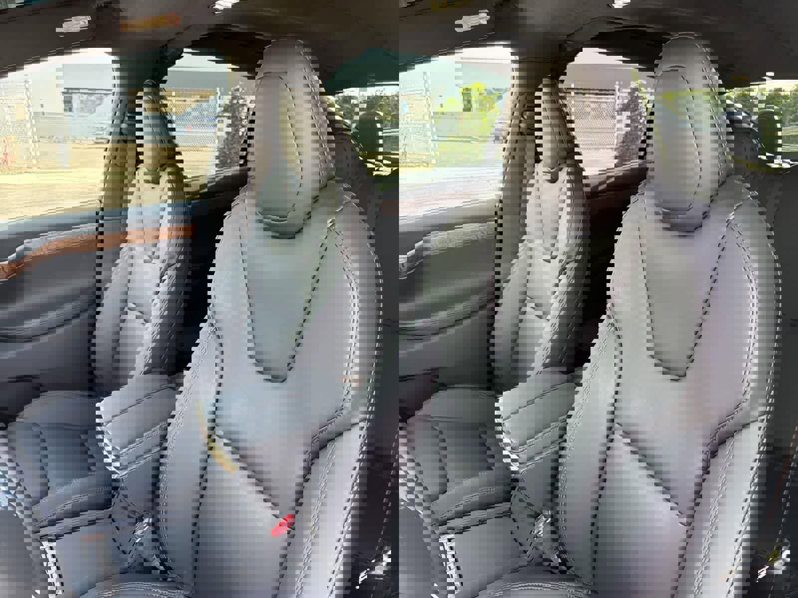 Used 2020 Tesla Model X Long Range image 25