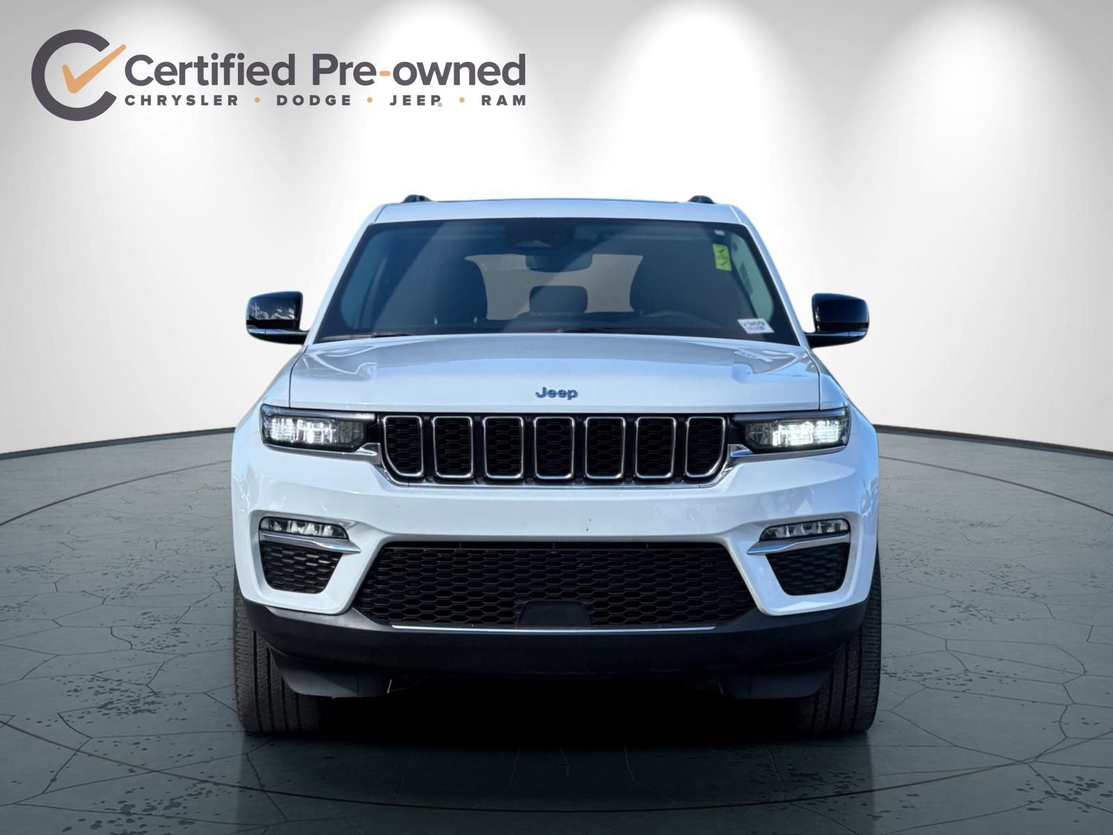 Used 2022 Jeep Grand Cherokee Limited 4xe image 9