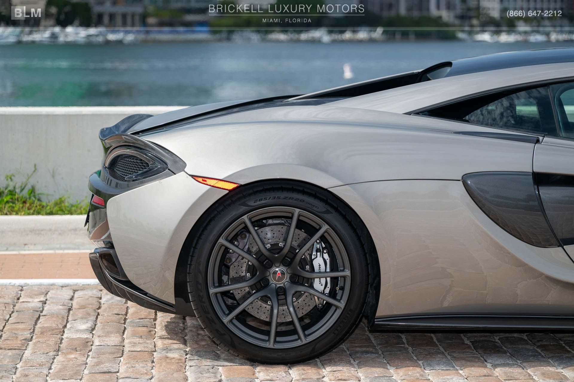 Used 2018 McLaren 570S Coupe RWD image 49