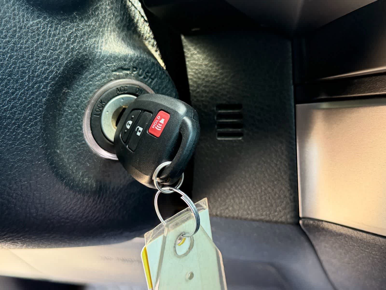 Used 2019 Toyota Tacoma SR5 AWD/4WD image 37