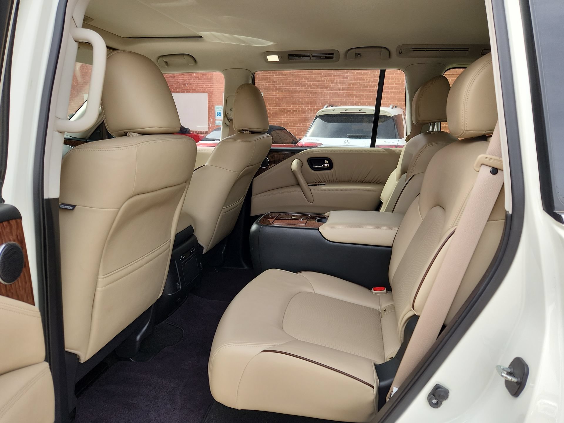 Used 2020 Nissan Armada SL w/ Premium Package RWD image 5