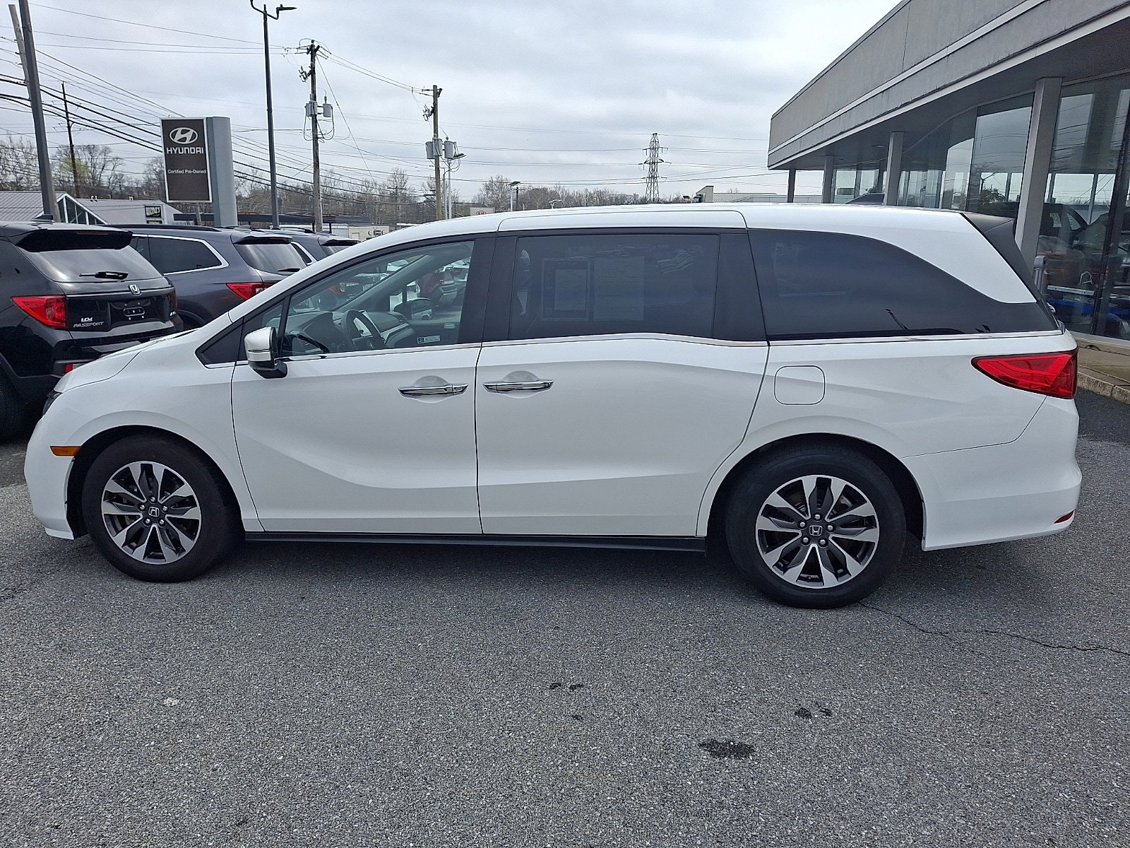 Used 2023 Honda Odyssey EX-L image 8