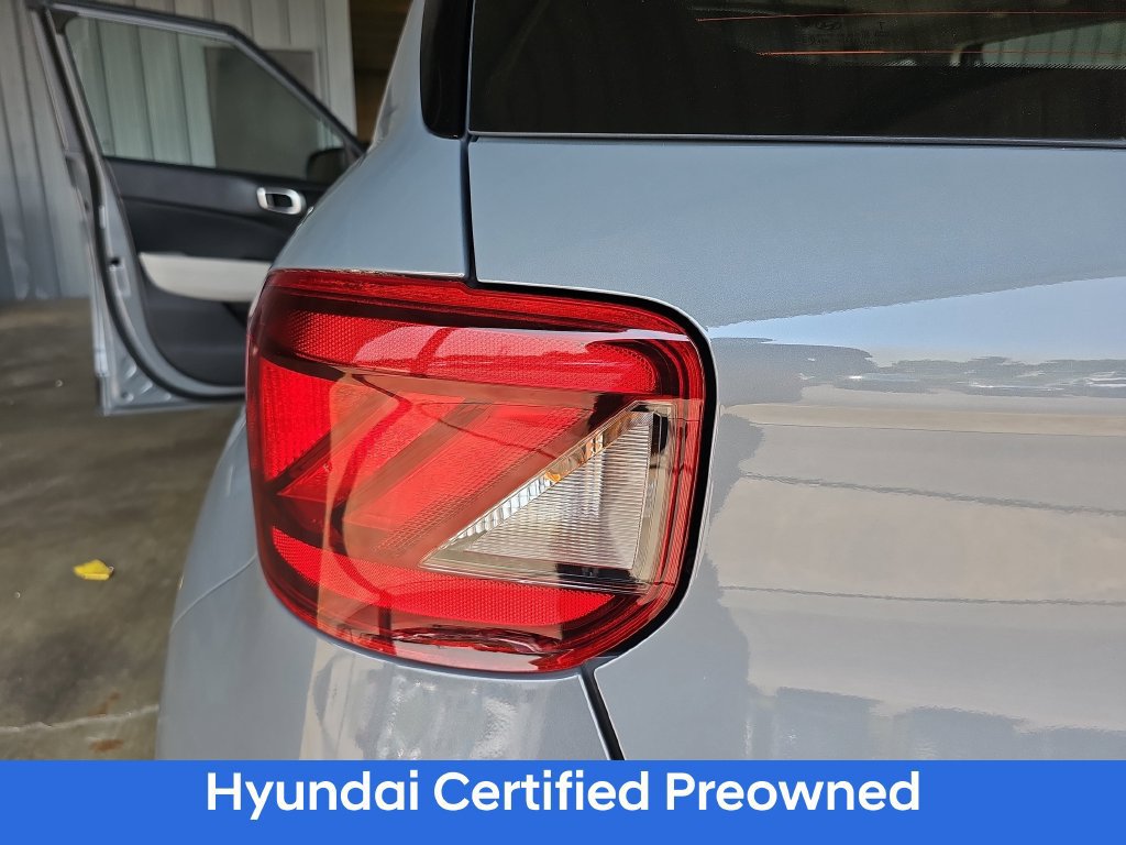 Certified 2023 Hyundai Venue SEL FWD image 34