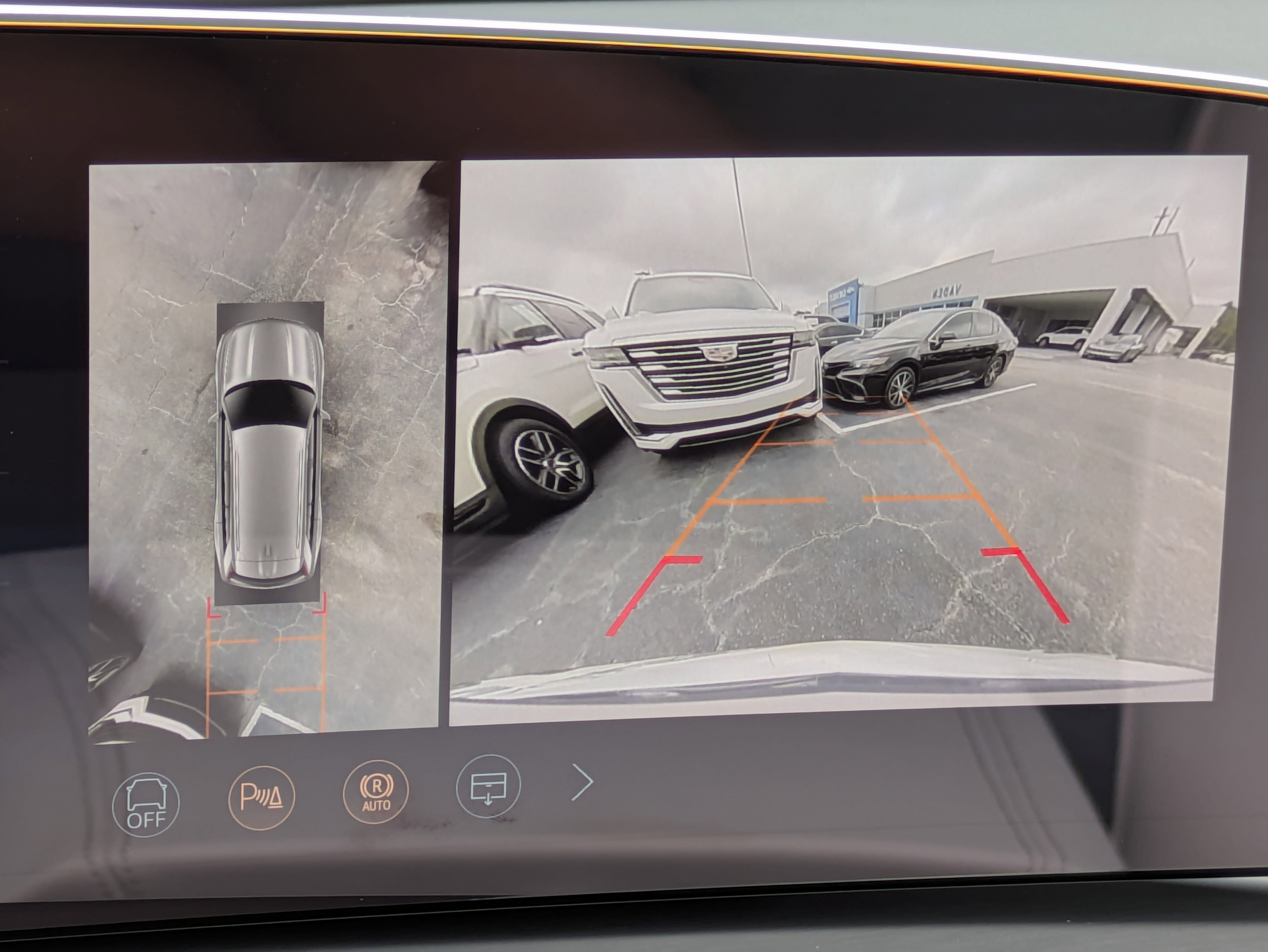 New 2026 Cadillac Vistiq Luxury w/ LPO, Floor Liner Package image 16