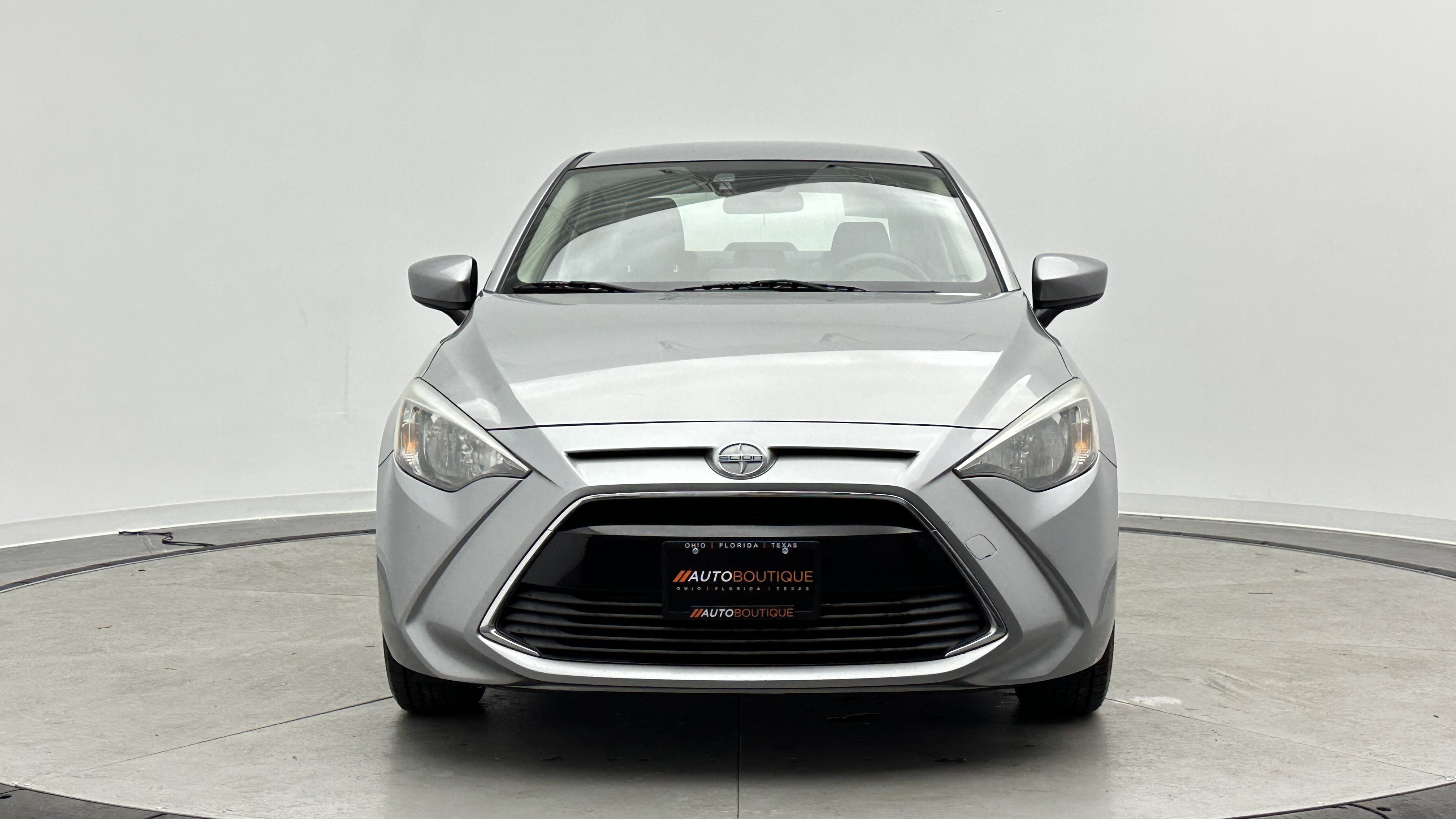 Used 2016 Scion iA FWD image 2