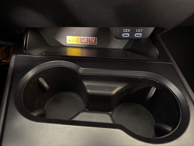 Used 2023 Lexus UX 250h AWD w/ Accessory Package (Z2) image 22